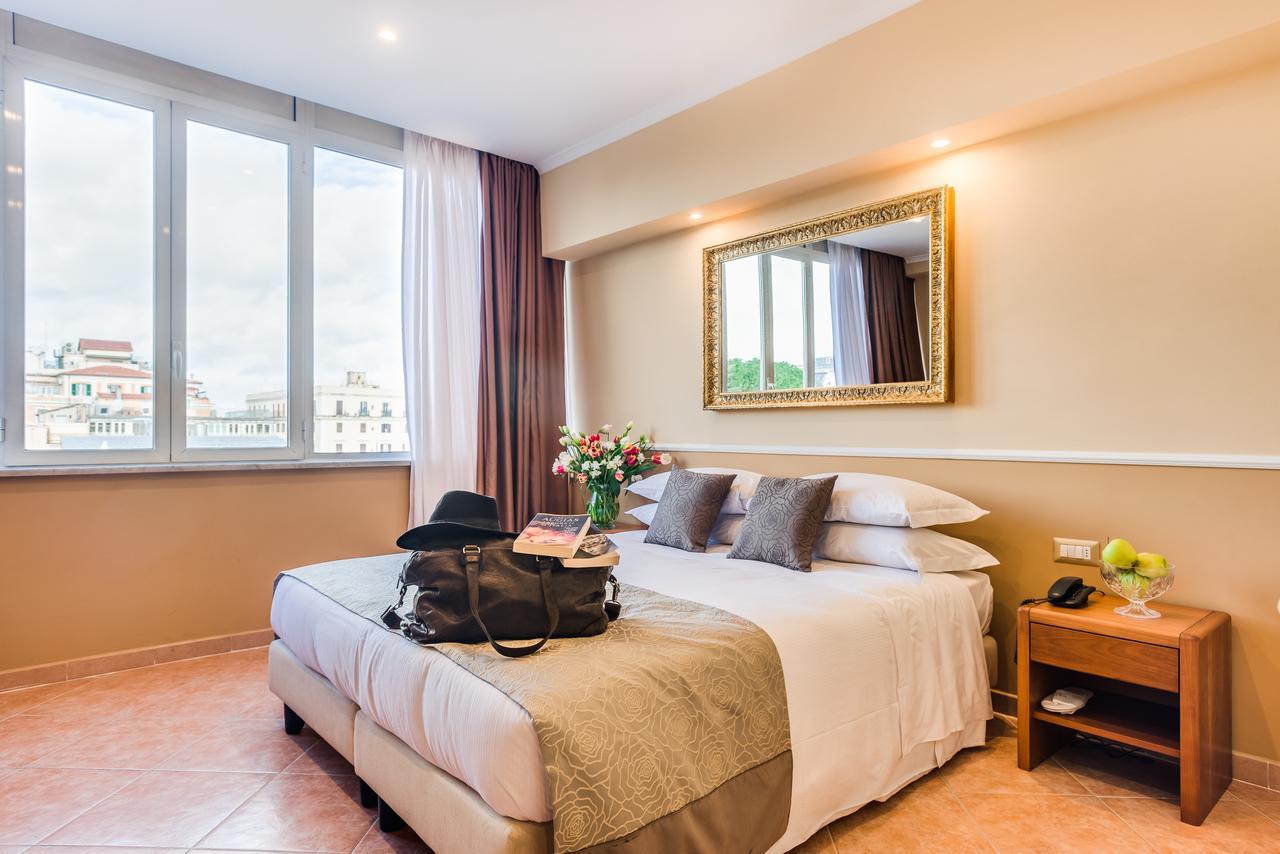Raeli Hotel Lux Roma Esterno foto